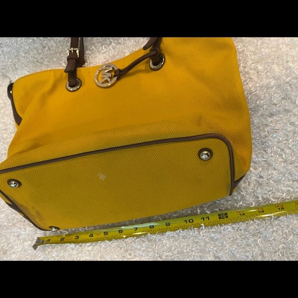 Michael Kors Yellow Saffiano Tote Shoulder Bag - Picture 6 of 16